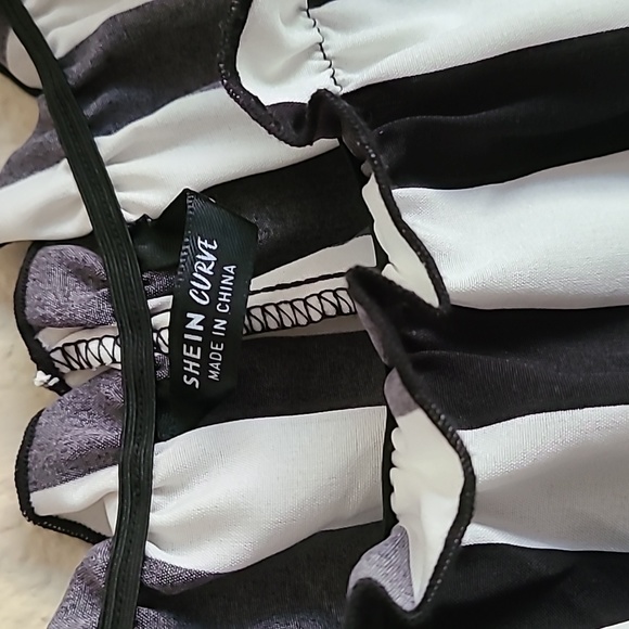 Shein black and white striped blouse - Picture 2 of 4